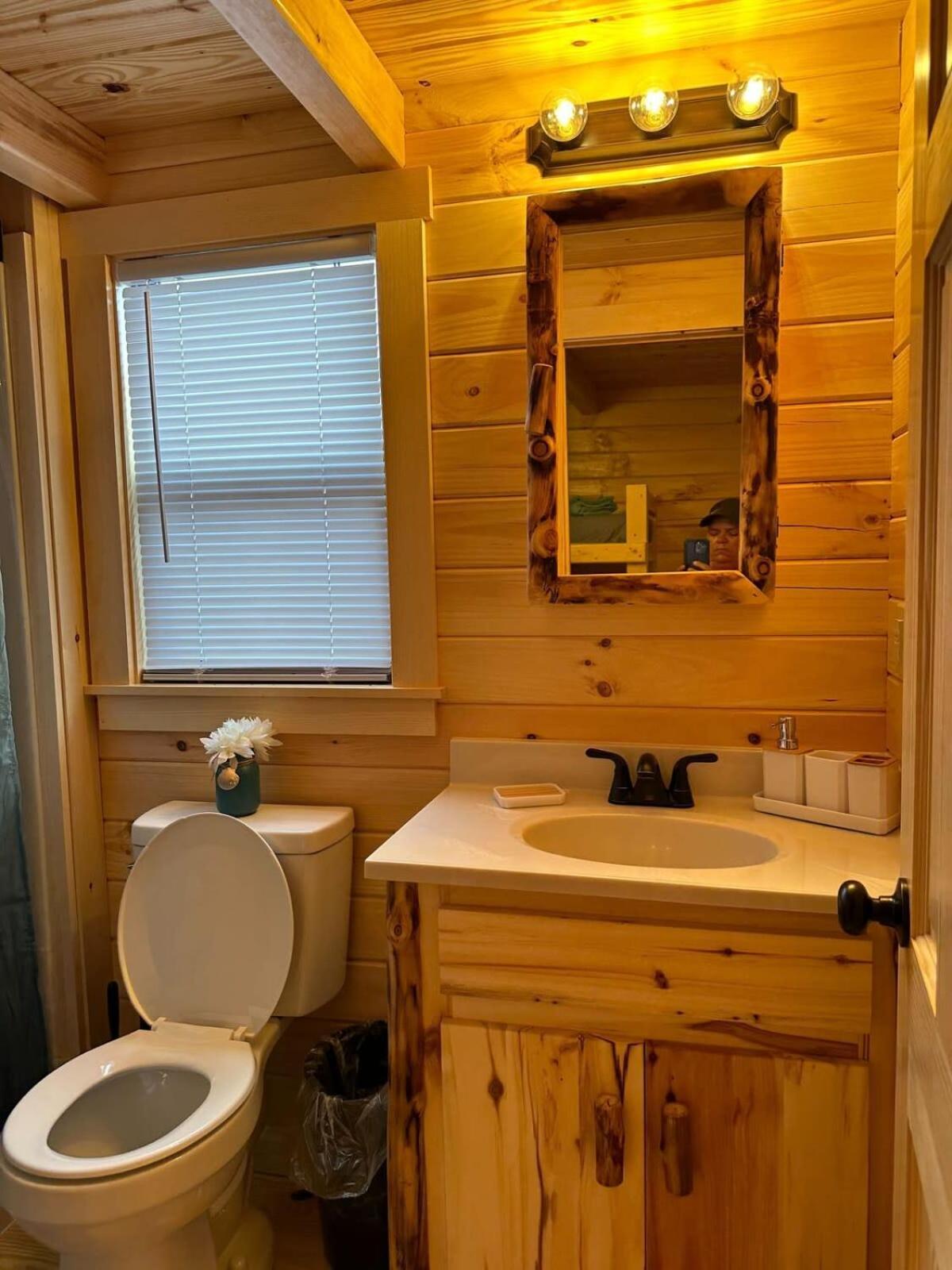 Get-Away Cabin In Surf City W Loft And Parking Kültér fotó